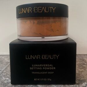 Lunar Setting Powder in Deep